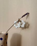 Boucles d'oreilles unique - Blanche